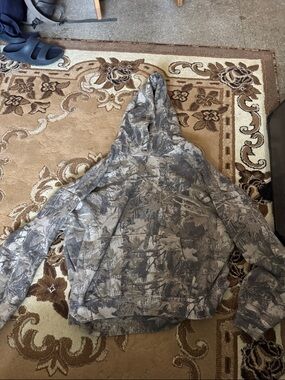 RSQ Men's Gray Camouflage Hoodie Sweater